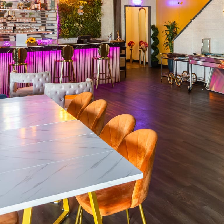 A Place for Everyone with Fresh, Friendly Service